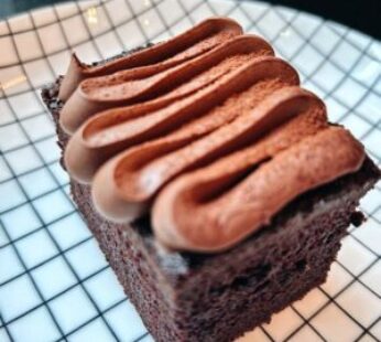 Chocolate Cake (Delivery Only BKK / CM) – 500 g